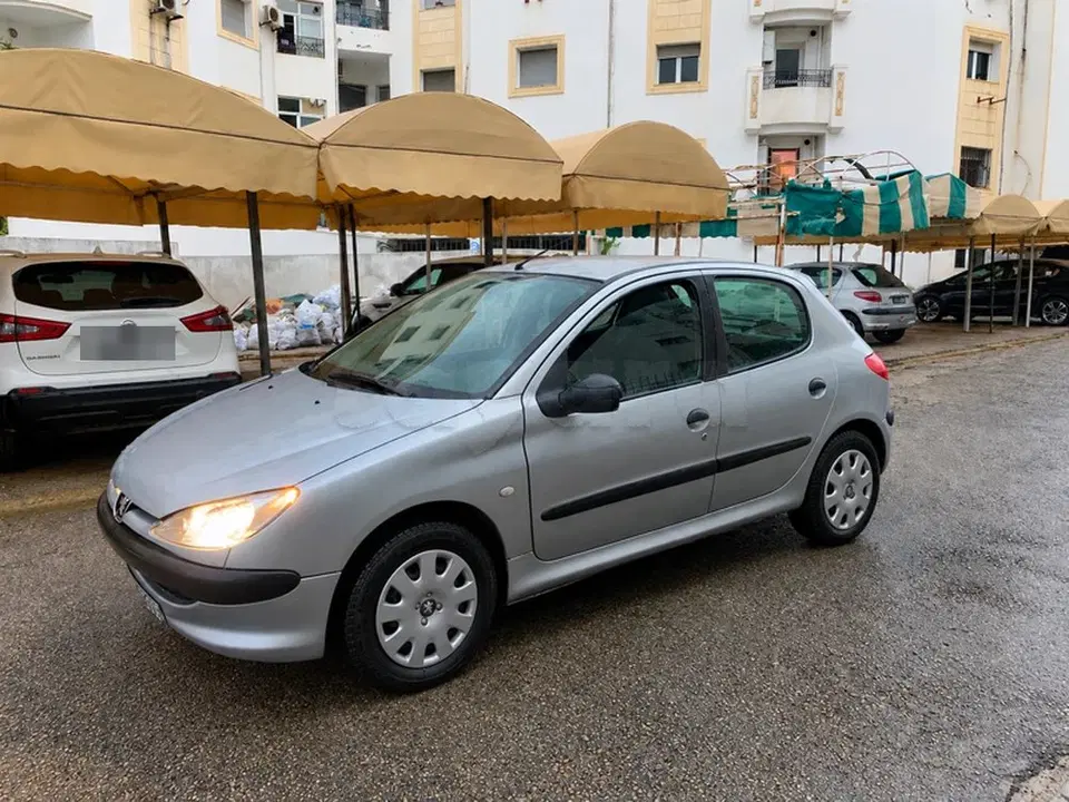 Peugeot 206, photo 1 sur 4