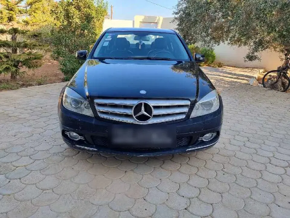 Mercedes-Benz Classe C, photo 1 sur 6
