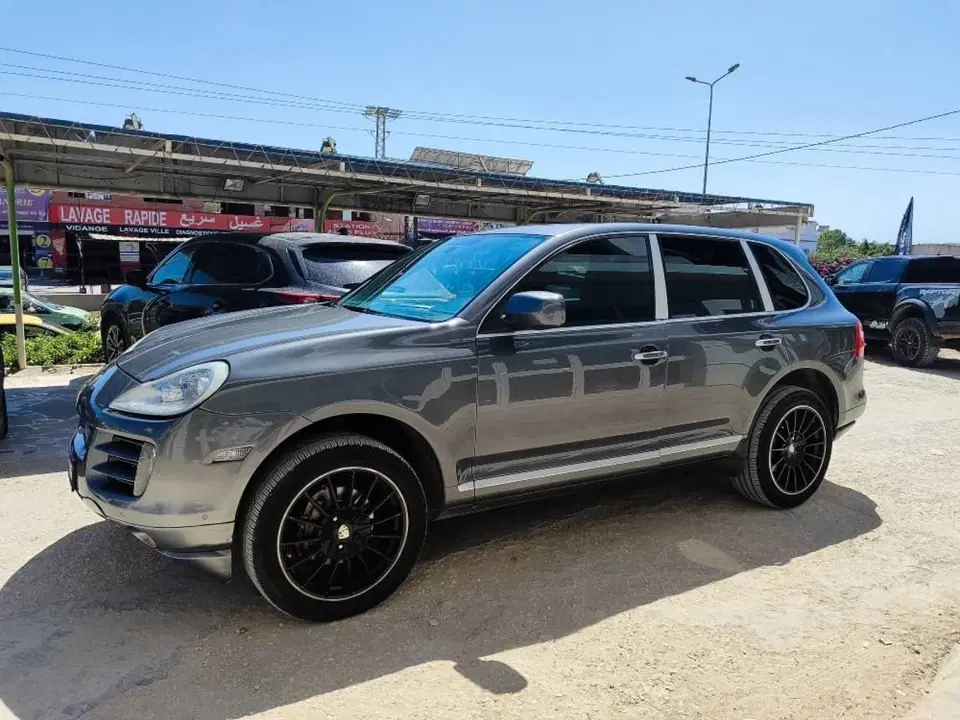 Porsche Cayenne, photo 1 sur 6