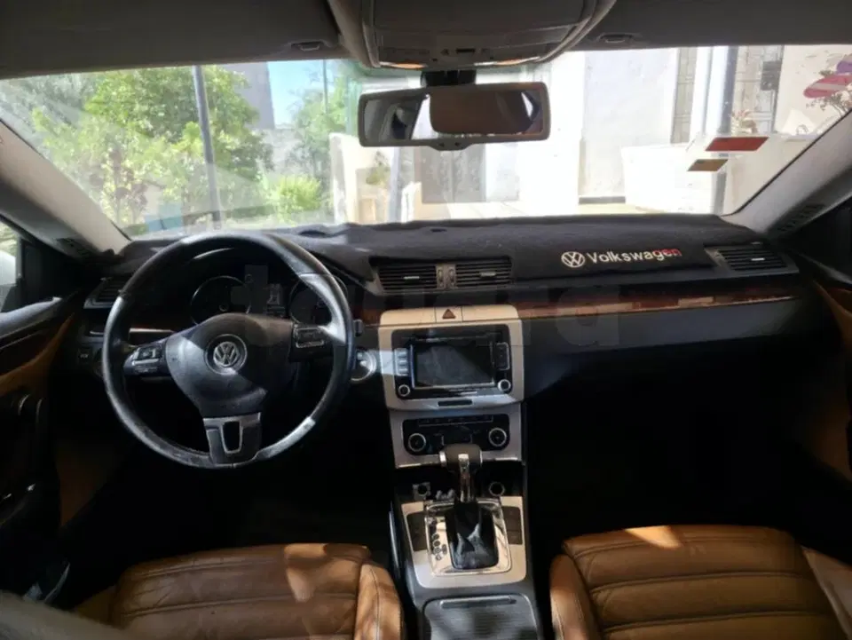 Volkswagen Passat, photo 1 sur 4