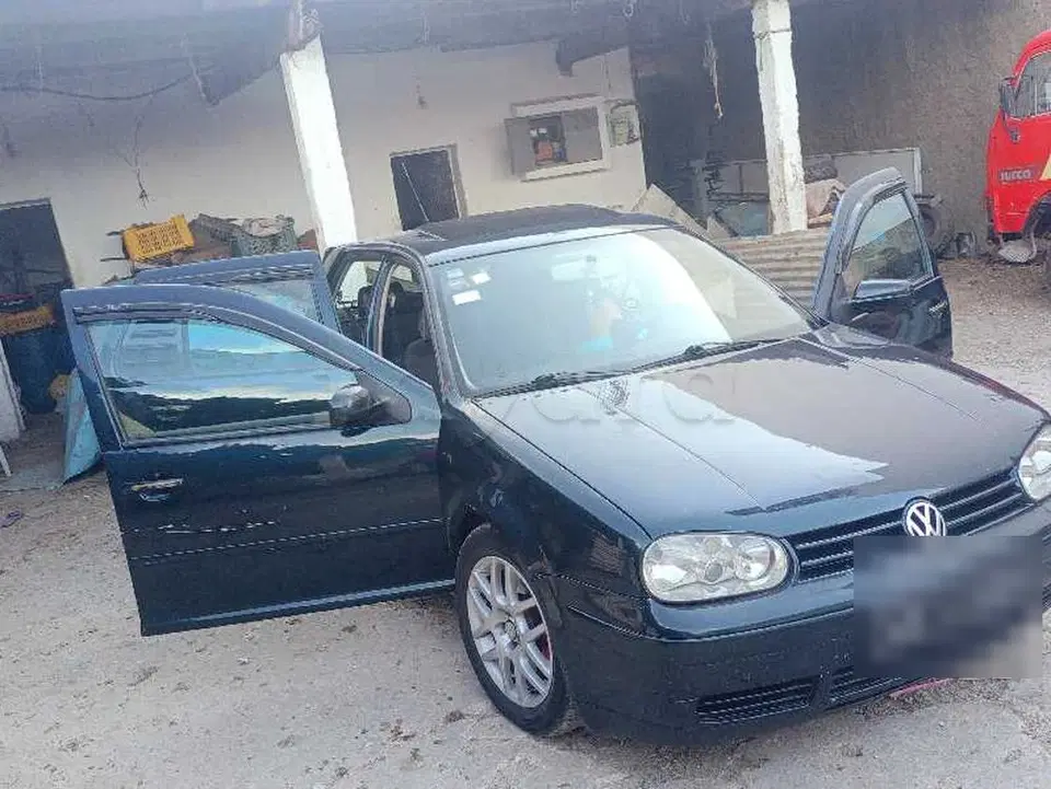 Volkswagen Golf, photo 1 sur 6