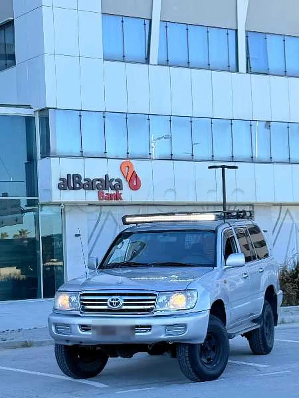 Toyota Land Cruiser, photo 1 sur 6
