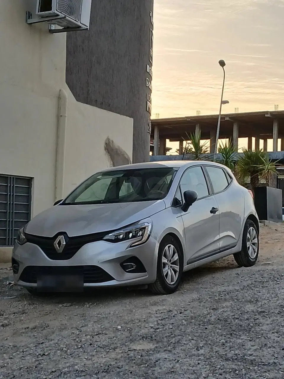 Renault Clio, photo 1 sur 4
