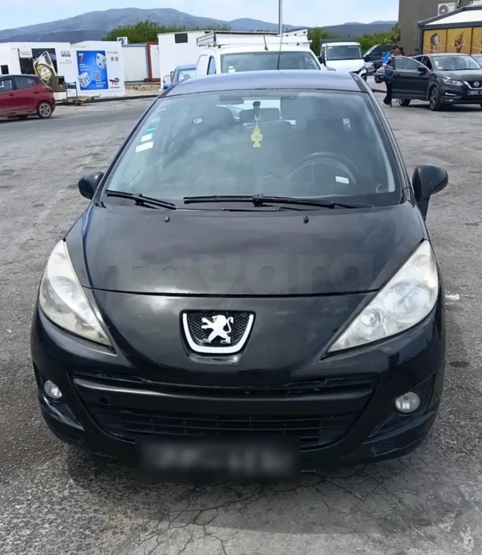 Peugeot 207, photo 1 sur 5