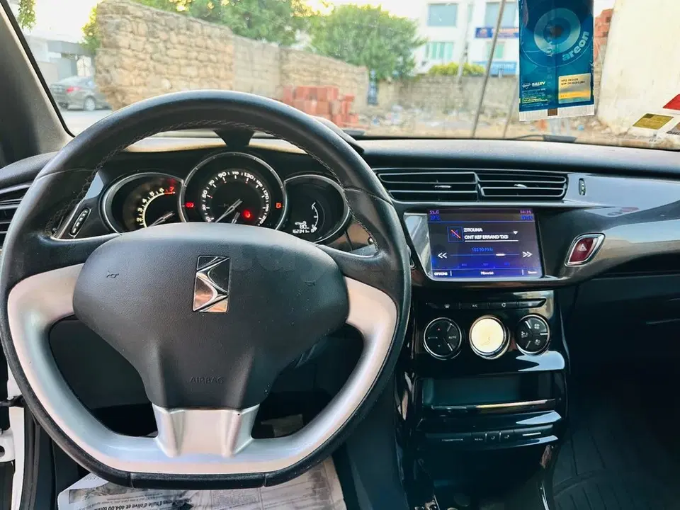 Citroën DS3, photo 1 sur 5