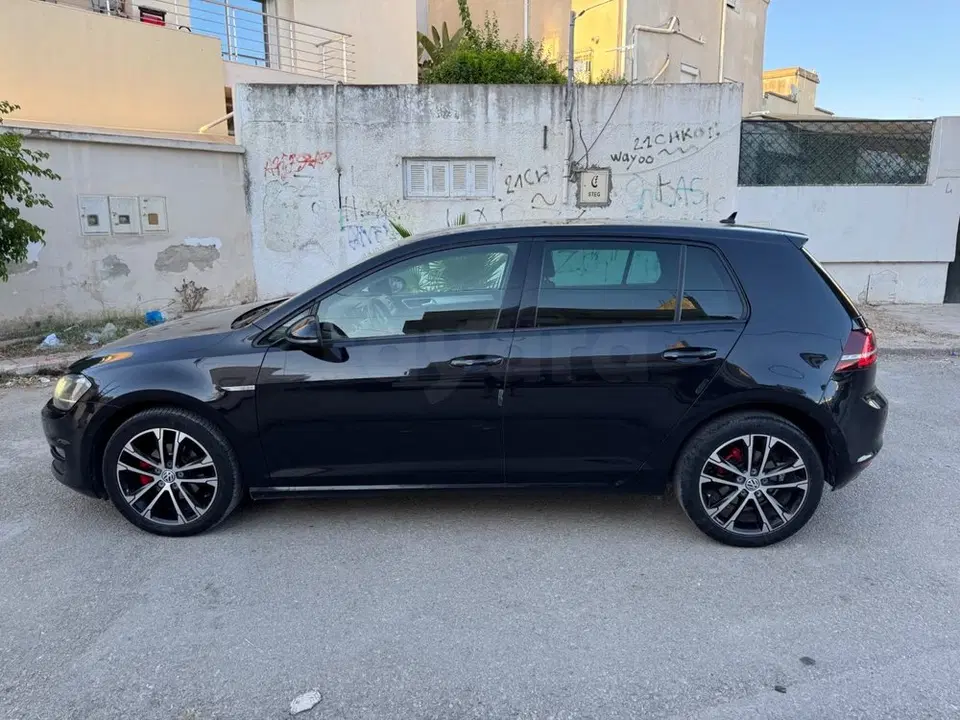 Volkswagen Golf, photo 1 sur 6