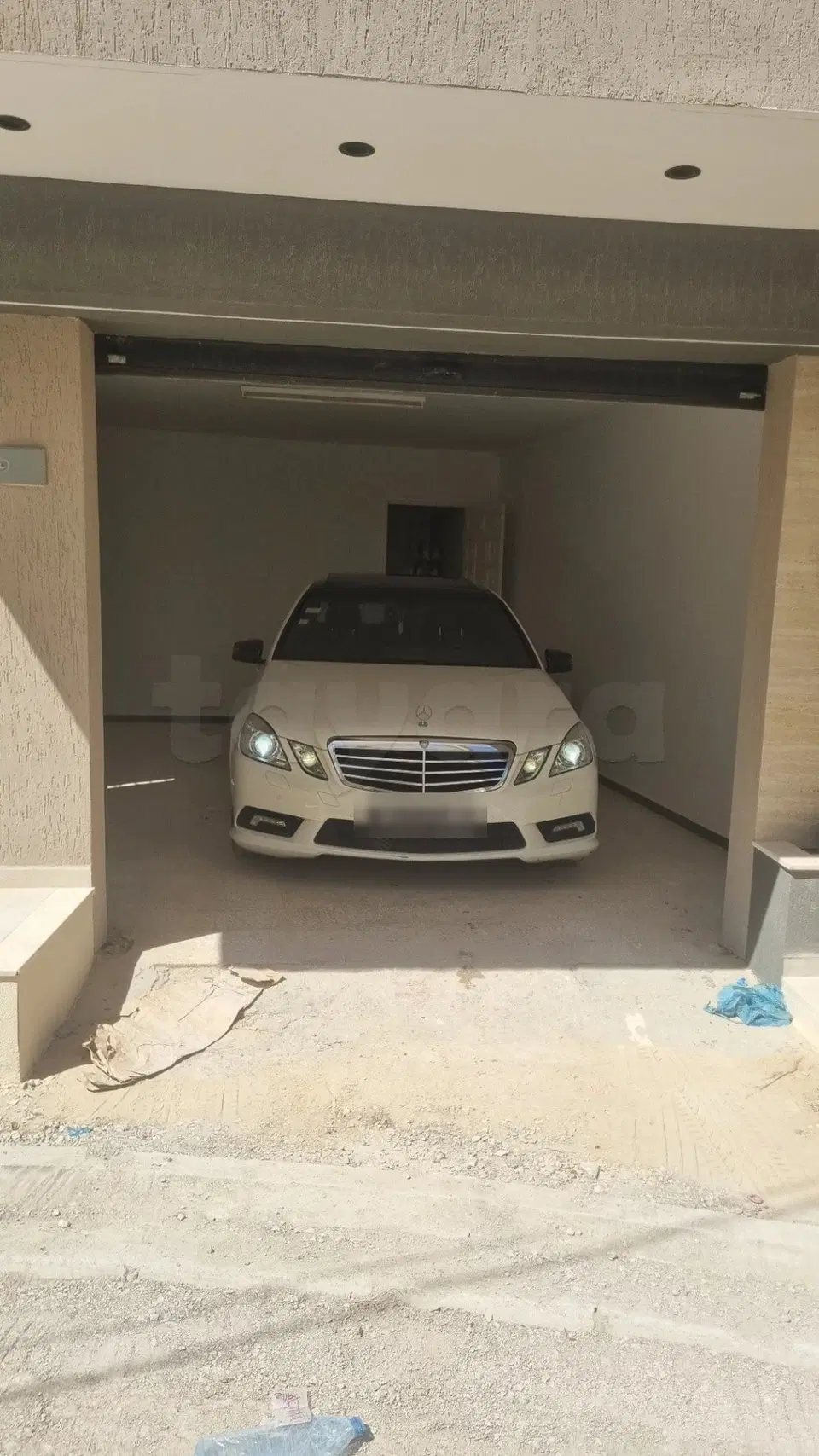 Mercedes-Benz Classe E, photo 1 sur 6