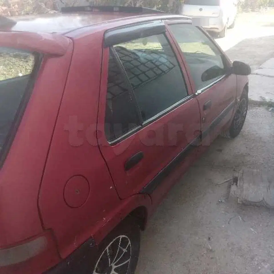 Citroën Saxo, photo 1 sur 4