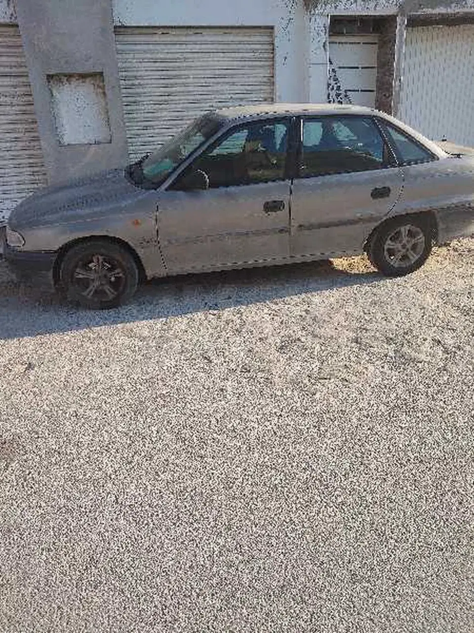 Opel Astra, photo 1 sur 4